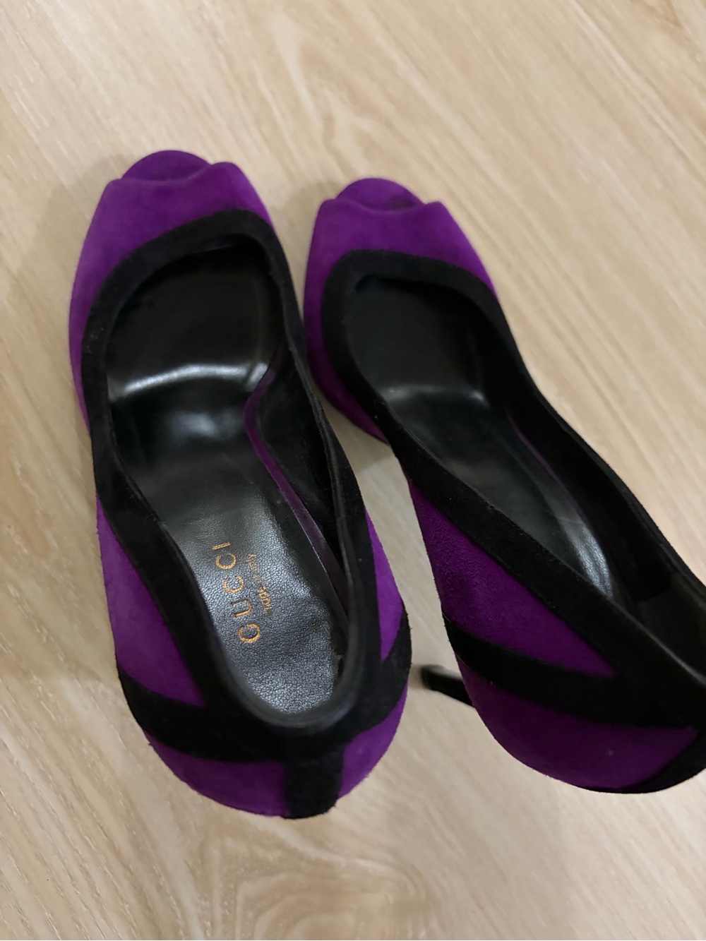 Gucci Purple and Black Suede heels size 8.5